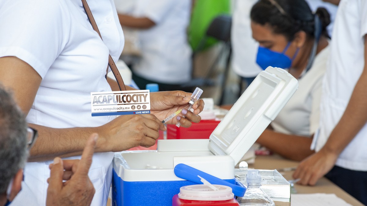 Acapulco: mañana inicia la vacunación contra Covid-19 a adultos de 40 a 49 años