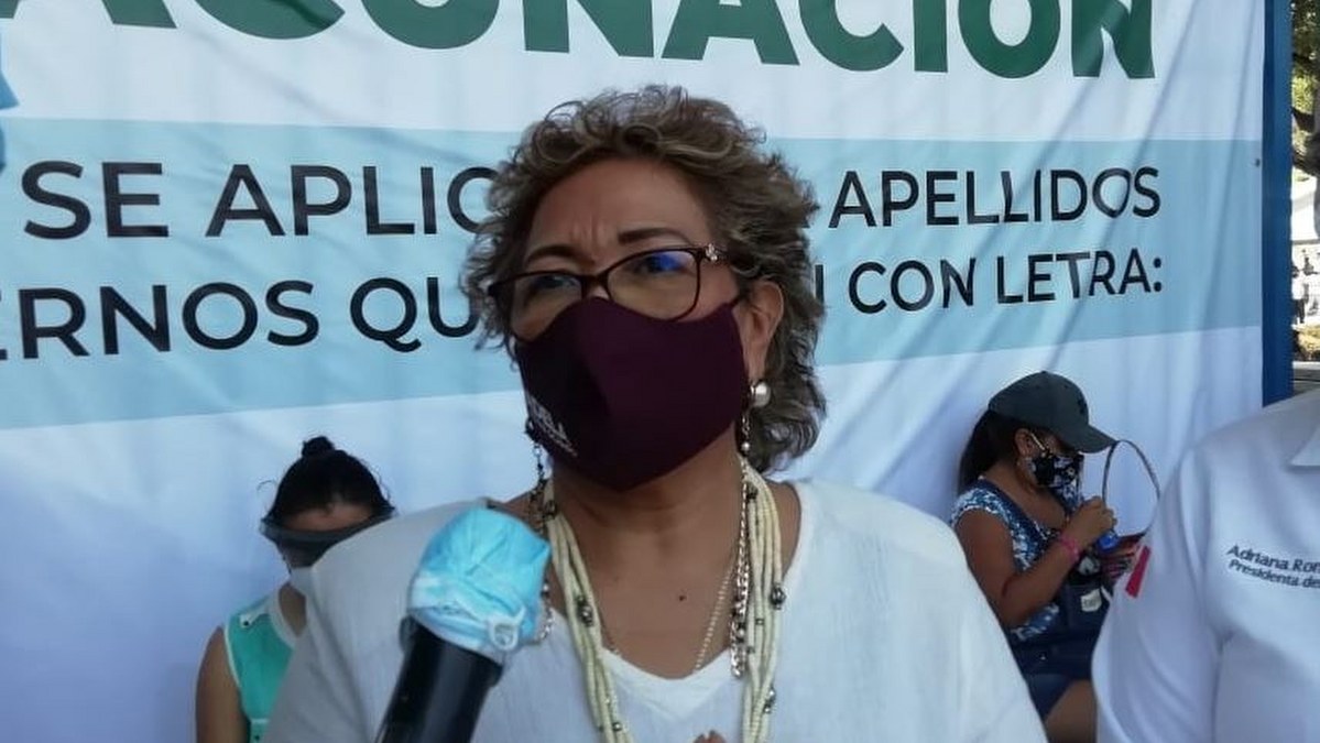 Interviene el Gobierno Federal ante politización de Adela Román en vacunación en Acapulco
