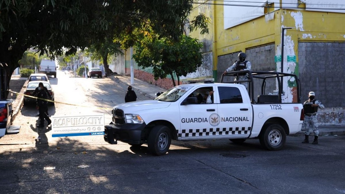 Un muerto y un herido tras ataque armado en almacén de camiones urbanos en Acapulco
