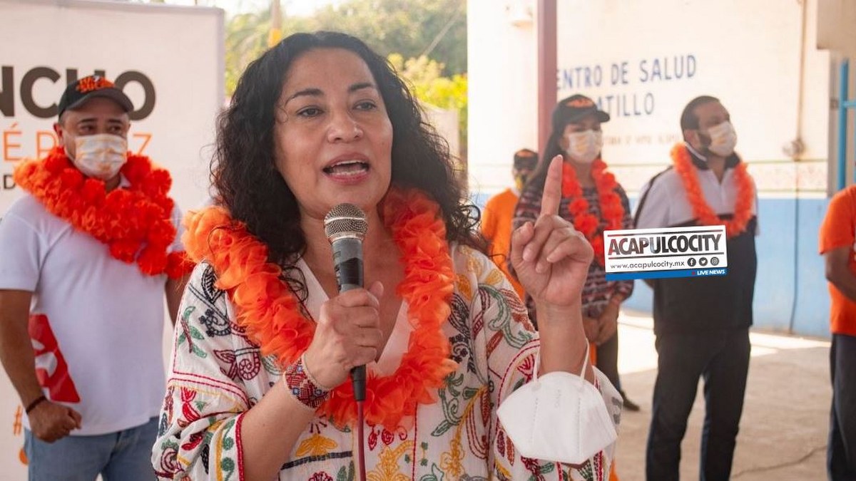 Asiste Ruth Zavaleta, candidata a la gubernatura de Guerrero, a arranque de campaña del candidato a diputado por el distrito 07, Alfonso Gutiérrez