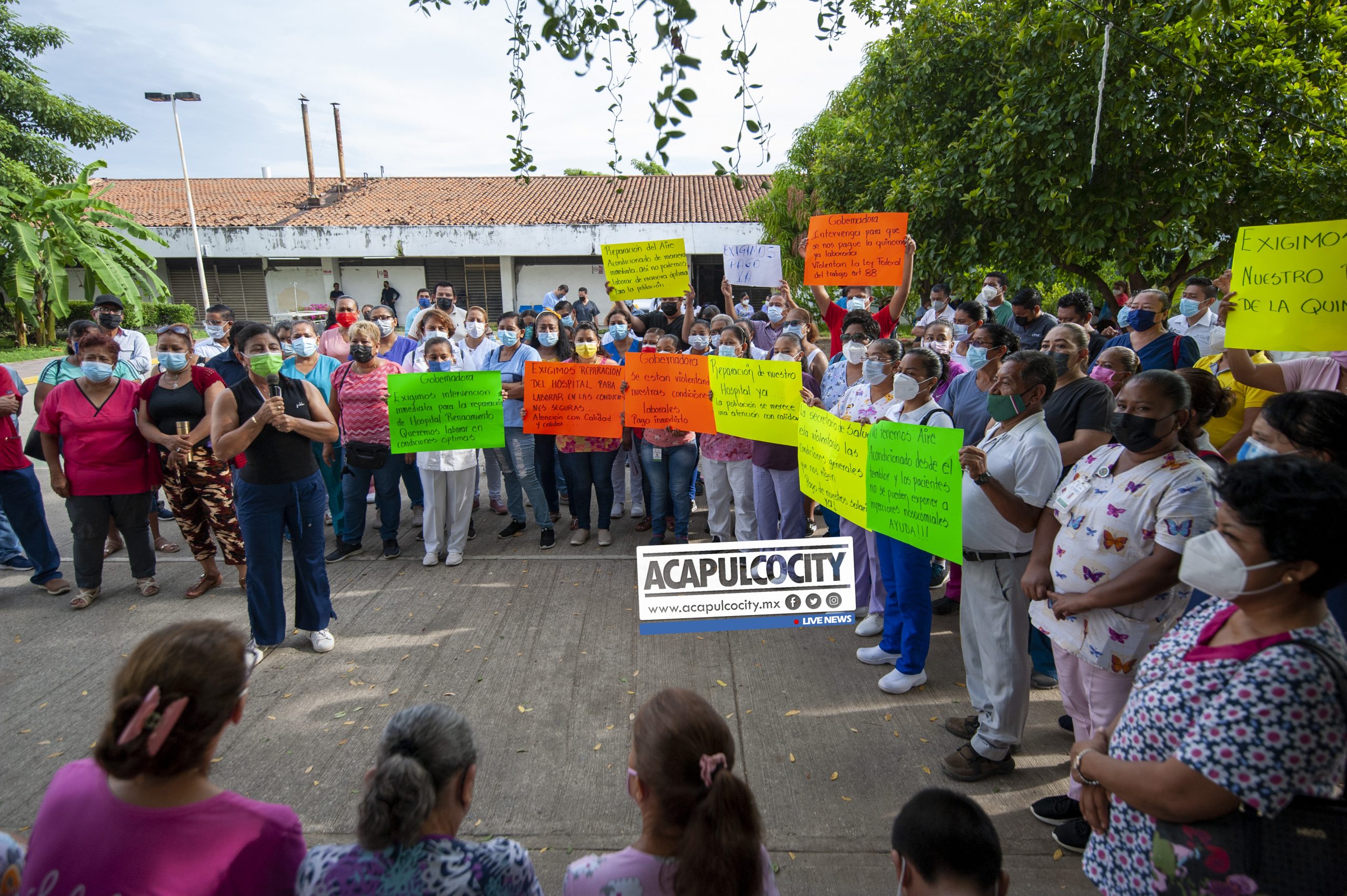 Trabajadores de Salud sin quincena por cambio de administración de Guerrero