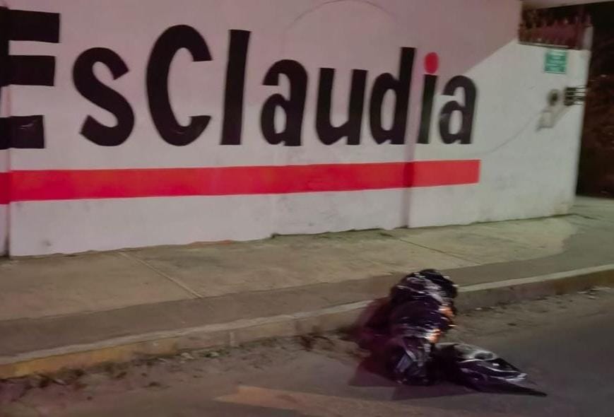 Confirman el cuerpo de una persona embolsada en la calle Ejido Las Pozas