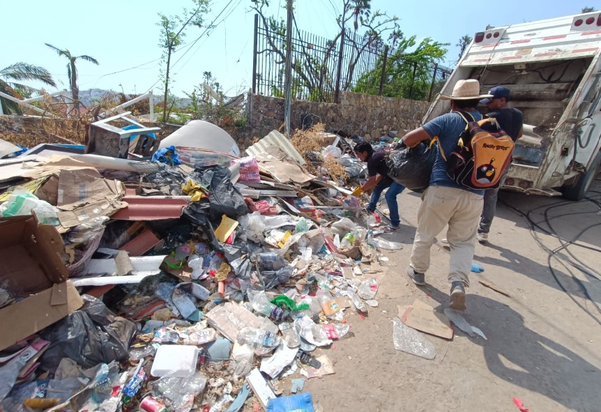 Se han recolectado 40 mil 500 toneladas de basura en Acapulco