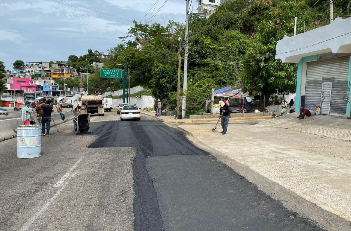 Rehabilitan el tramo Cima-Cruces de la carretera México-Acapulco