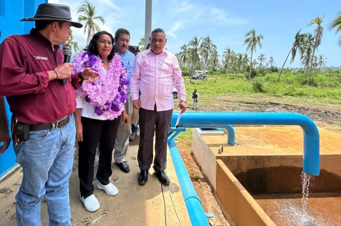 Inaugura Abelina planta potabilizadora de agua en Pie de la Cuesta