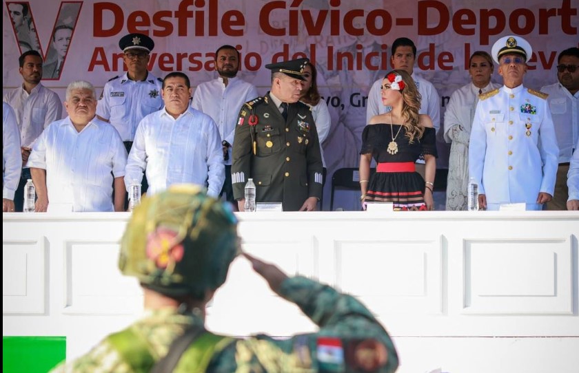 Conmemora Evelyn Salgado en Chilpancingo el 114 aniversario de la Revolución Mexicana con Desfile Cívico-Deportivo