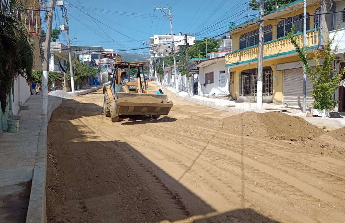 Avanzan con 250 obras realizadas en Acapulco