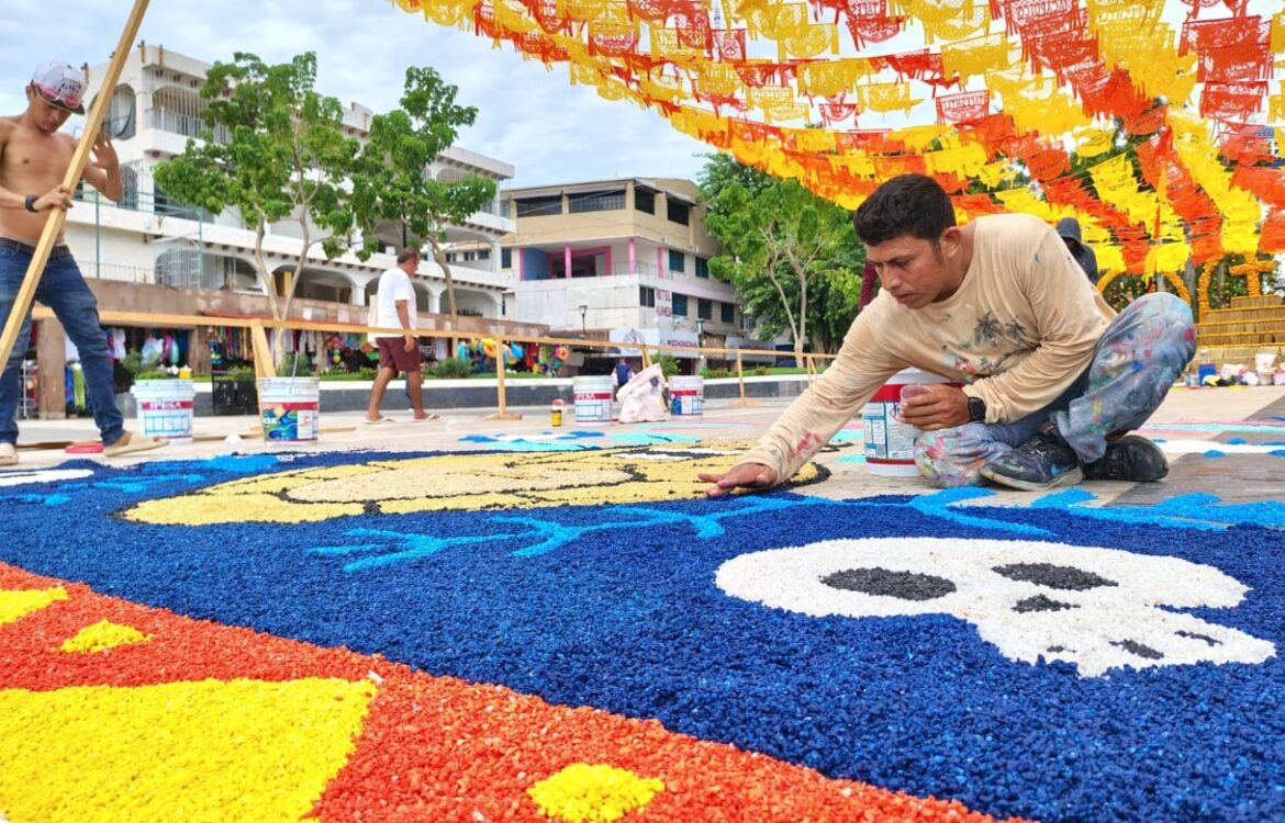 Instalan Ofrenda Monumental de Día de Muertos