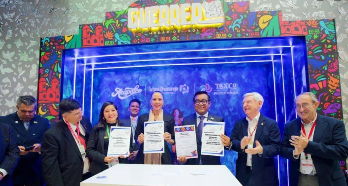 Recibe El Hogar del Sol premios y reconocimientos durante el primer día de actividades en la FITUR de Madrid, España