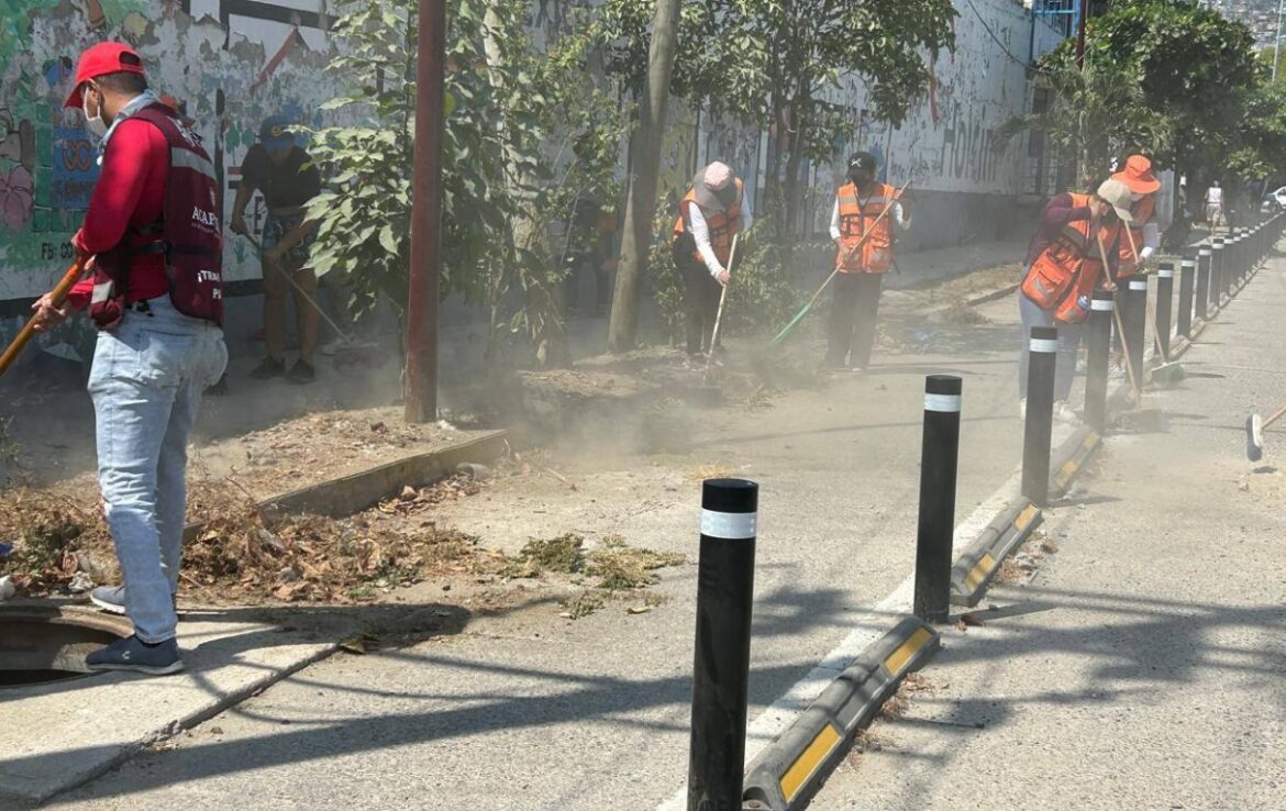 Limpian Puente Roto en Ciudad Renacimiento
