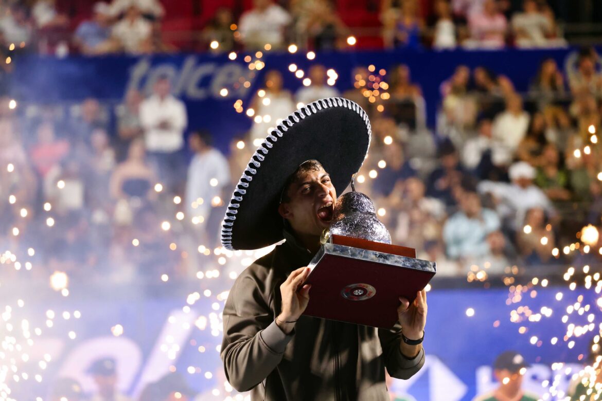 Flavio Cobolli se corona campeón del Abierto Mexicano 2026 tras vencer a Frances Tiafoe en la final